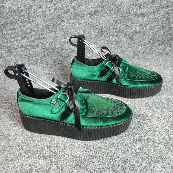 T.U.K Shoes - T.U.K Shoes Womens Size 7 Green Velvet Platform Creepers D-Ring TUK